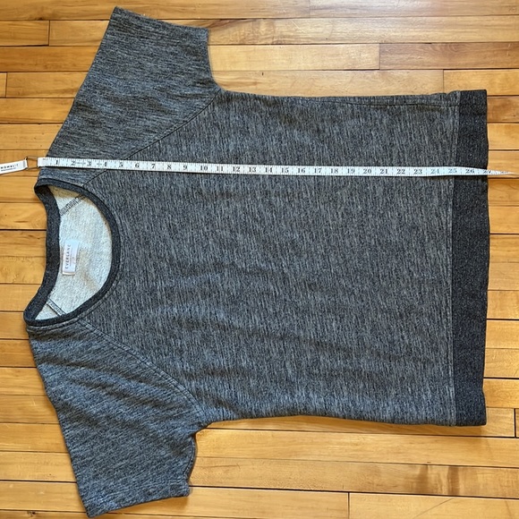 Everlane Top - Picture 10 of 10